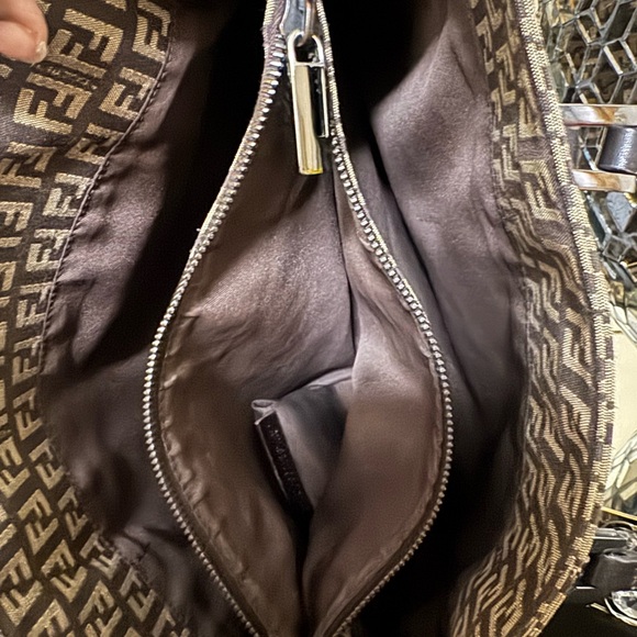 Fendi Brown and Black Women's Tote Bag / Includes C.O.A - Picture 5 of 9